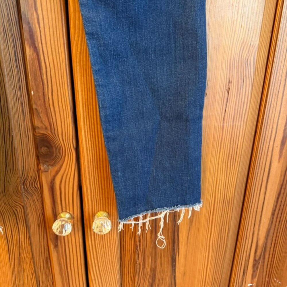 MOTHER The Looker Ankle Fray Jeans in Bazaar Adventures - 30 - Picture 9 of 10